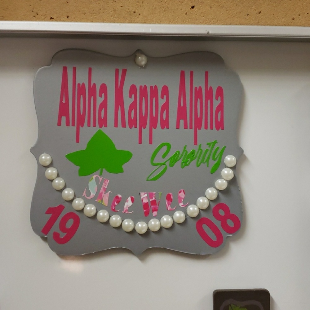 AKA Magnet